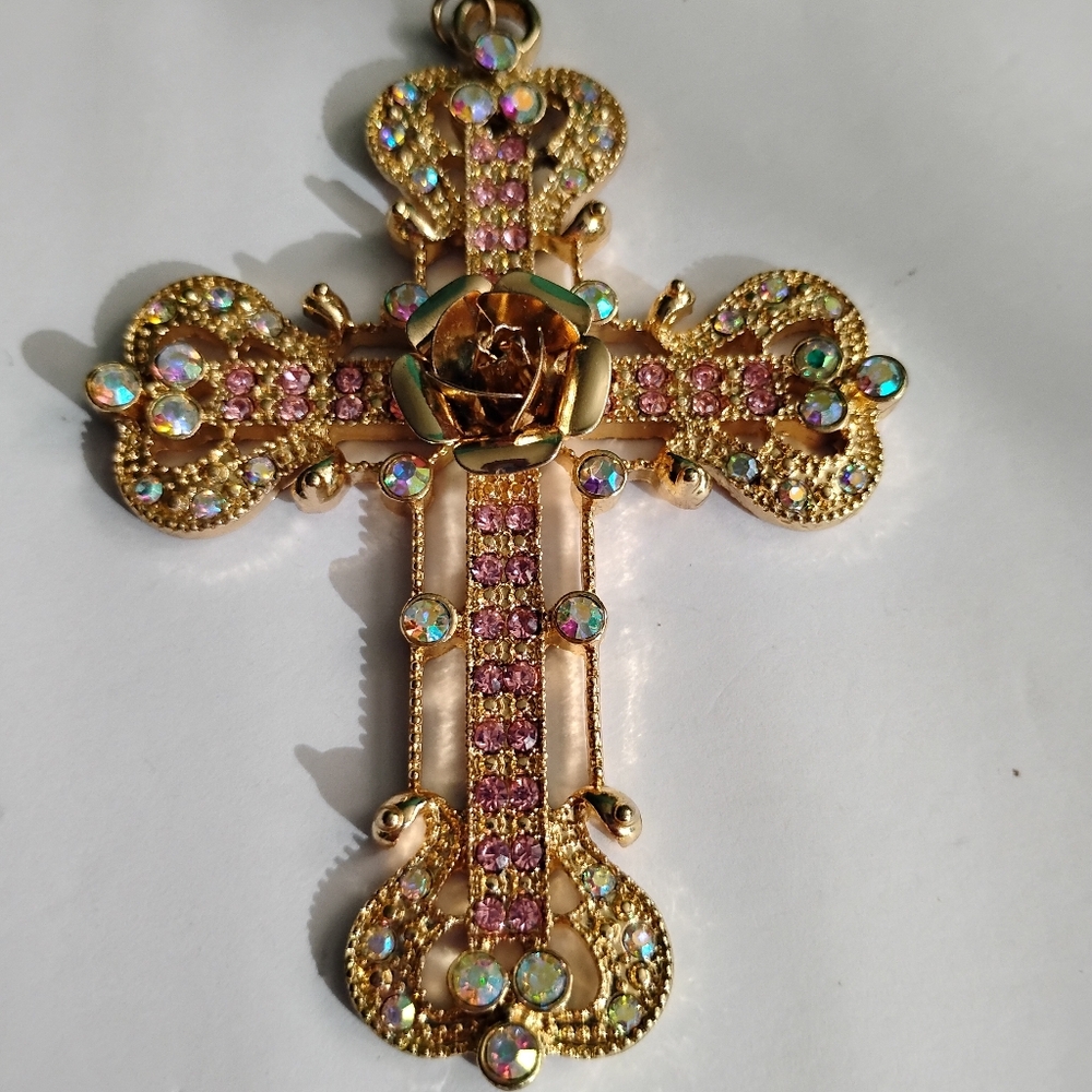 Large Cross Pendant, Gold-toned with Rhinestones, Pre-owned - Picture 3 of 5
